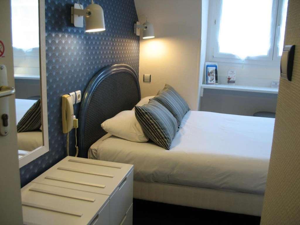 Hotel De Caen Room photo